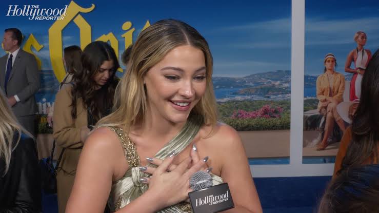 Madelyn Cline Talks Surprising 'Glass Onion: A Knives Out Mystery' Ending and 'Outer Banks' Season 3