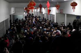 Ventas por mayor del mall chino de estación central, barrio meiggs, ropa, accesorios, calzados, lencería, con despachos a todo chile. Mall Chino Queda Con Prohibicion De Funcionamiento Por Incumplir Medidas Sanitarias Diario Financiero