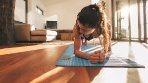 Sport à la maison ? Quel Equipement Choisir Pour Faire Du Sport A La Maison Cosmopolitan Fr