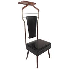 Hans wegner designed the valet chair back in 1953. Mid Century Modern Valet Butler Chair At 1stdibs