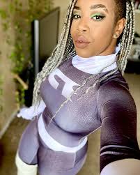 There's something feral about the Ren Faire at night. ✨ #fae #renfaire  #cosplay #shewasafairy