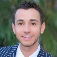 Jonathan Kammerer's Instagram, Twitter & Facebook