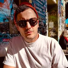 Join me and my friend @aaronpaul