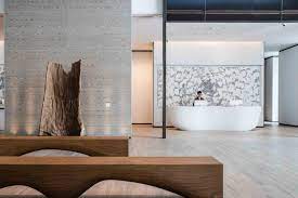 絕美氣質 超強buffet 寒舍集團最新 礁溪寒沐酒店 4大亮點搶先開箱 旅行 gq瀟灑男人網 gq taiwan in 2020 hotel interiors hospital