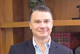 📉 Van por BIVA para acercar crédito a medianas empresas