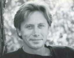 Robin Langford's Instagram, Twitter & Facebook