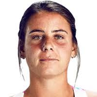 Elise Navarro's Instagram, Twitter & Facebook