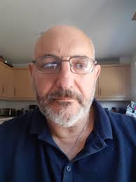 Hello I'm Phil been diagnosed with Multiple Sclerosis since 2009