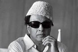 A mentally impaired young man is drawn into a heist in the lookout. Kamaraj Director Balakrishnan Will Direct The Biopic On Legendary Actor Mgr Pinkvilla News