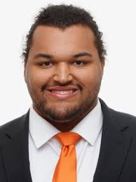 Chance Hall, Tennessee, Offensive Tackle