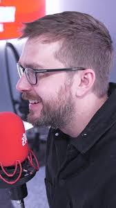 Alan Stirling's Instagram, Twitter & Facebook