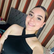 Mariza Lopez's Instagram, Twitter & Facebook