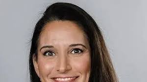 Beth Mazor's Instagram, Twitter & Facebook