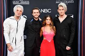 The music superstars are currently up for a total of 15 nominations and will be competing against each other in several categories including top billboard 200 album. Maren Morris Brett Young More Hang On 2018 Bbmas Red Carpet