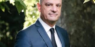 Ancien recteur d'académie et ancien directeur de l'école supérieure des sciences économiques et commerciales (essec), il est nommé en 2017 ministre de l'éducation nationale et de la jeunesse. Mot De Bienvenue Jean Michel Blanquer Ministre De L 039 Education Nationale De La Jeunesse Et Des Sports Ecoles Entreprises