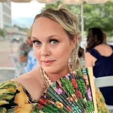 Nicole Piet's Instagram, Twitter & Facebook