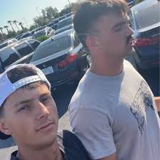 MARCUS ANTHONY'S BARBER LOUNGE