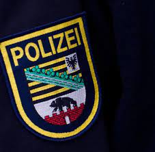 Zur kon­takt­sei­te ge­lan­gen sie hier. Haftbefehl Gegen 17 Jahrige Wegen Brandstiftung Welt