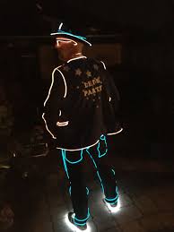 Pin By Gijs Van Wijk On Electroluminescent Wire Led Diy Light Up Clothes Glow Fashion Futuristic Fashion Design