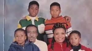 Antetokounmpo grew up in the athens neighborhood of sepolia. Who Are Giannis Antetokounmpo S Parents