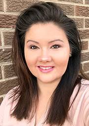 Jennifer Faria's Instagram, Twitter & Facebook