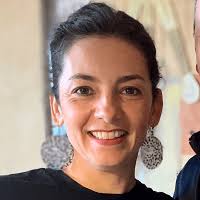 Lorrie Thomas Ross: A Look at The Life of The Marketing Therapist