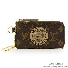 Louis Vuitton M58025 Trunks And Bags Key Holder Monogram Canvas Bags Vuitton Louis Vuitton