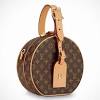 No crooked letters, stars, other flowers or geometric figures are authentic louis vuitton logos. Https Encrypted Tbn0 Gstatic Com Images Q Tbn And9gcseeibmeokvcplo8 Jx58pwnxyy 6qbb Faemuefri Usqp Cau