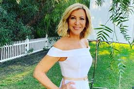 Beauty expert kym douglas delayed her mammogram and when she did. Kym Douglas Bio Career Family Husband Net Worth Measurements Wikiodin Com