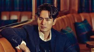 She played her first acting role in 1995 on the drama series war and love. Lee Jin Wook ì´ì§„ìš± Rakuten Viki