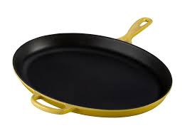 Signature Oval Skillet Enameled Cast Iron Cookware Creuset Le Creuset