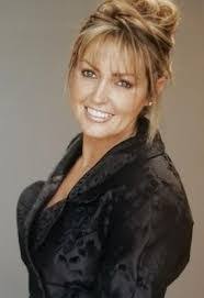 Teri Crabtree's Instagram, Twitter & Facebook