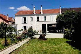 Paris Villepinte Le Bourget 15 Min Piscine Spa Houses For Rent In Bondy Ile De France France