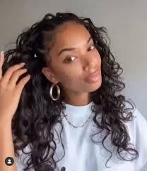 Rashmi Adsule's Instagram, Twitter & Facebook