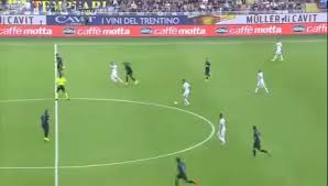 Quella goleada fu illusoria, ma quest'anno potrebbe essere diverso, l'inter appare più forte e determinata, anche se è bene rimanere coi piedi per terra. Inter Sassuolo Highlights 7 0 2014 2015 Gif Gfycat