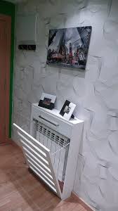 Necesito Ideas Decorativas Para Disimular Los Radiadores De Calefaccion Decoracion De Pasillos Modernos Decoracion Entradas De Casa Cubierta Del Radiador