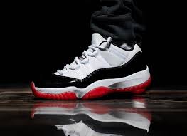 The air jordan xi concord returns in its original form for the first time. Solefed On Twitter On Feet Look Air Jordan 11 Retro Low Concord Bred Cop Or Drop