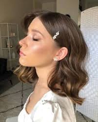 24 Bröllopshår idéer i 2025