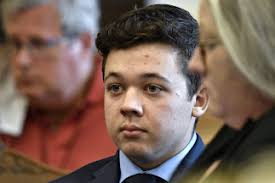 Pro Patria: Kyle Rittenhouse byla. Žiniasklaida pateikė realybės  neatitinkančią versiją