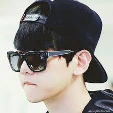 صور شباب مزز 2022 عالم الصور in 2021 square sunglasses men square sunglasses sunglasses women