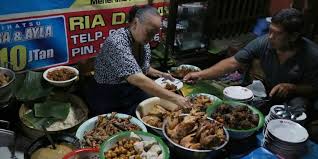 Di restoran nasi bukan dimasak di rice cooker melainkan diliwet. 6 Kuliner Malam Khas Solo Cocok Untuk Yang Lapar Tengah Malam Halaman All Kompas Com