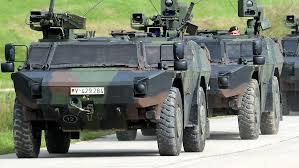 Wert, sinn und strategie des einsatzes dort sind strittig, ausrüstungsmängel erhöhen die lebensgefahr. Konvoi Von Motorradern Angegriffen Bundeswehr Erstmals In Mali Beschossen N Tv De
