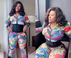 Actress nkechi blessing says kiddwaya's true colours are coming out. Welcome To Ladun Liadi S Blog Video Nkechi Blessing Sunday Asks For Forgiveness After Angela Okorie Was Badly Attacked