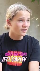 Alexandria Jett's Instagram, Twitter & Facebook