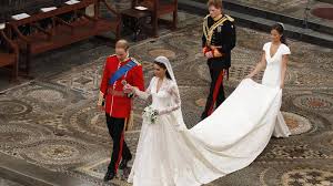 Pippa middleton erhielt ihre schulausbildung in berkshire und dann am marlborough college.sie studierte anschließend englische literatur an der university of edinburgh. Prinz William Herzogin Kate Was Sie Uber Ihre Hochzeit Vor 10 Jahren Wissen Sollten