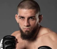 Ulitmate Fighter: Crusher chokes out Savage