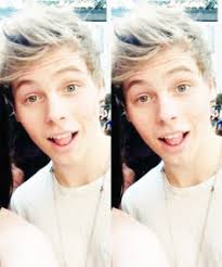 Sydney Costello (whateversyd)