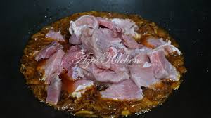 Sedap buat cicah dengan roti jala, roti, biskut pun boleh. Kari Daging Mudah Dan Sedap Azie Kitchen