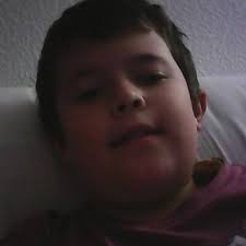 adrian varas (@adrianvaras03)