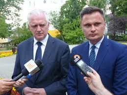 Jak to działa?tematem, który niewątpliwie dominuje w ostatnich dniach, zarówno w rozmowach ekspertów jak i zwykłych polaków, jest ogłoszony 15.05.2021 r. Radomsko Wicepremier Jaroslaw Gowin I Wicewojewoda Krzysztof Cieciora Z Wizyta W Miescie Zdjecia Film Radomsko Nasze Miasto